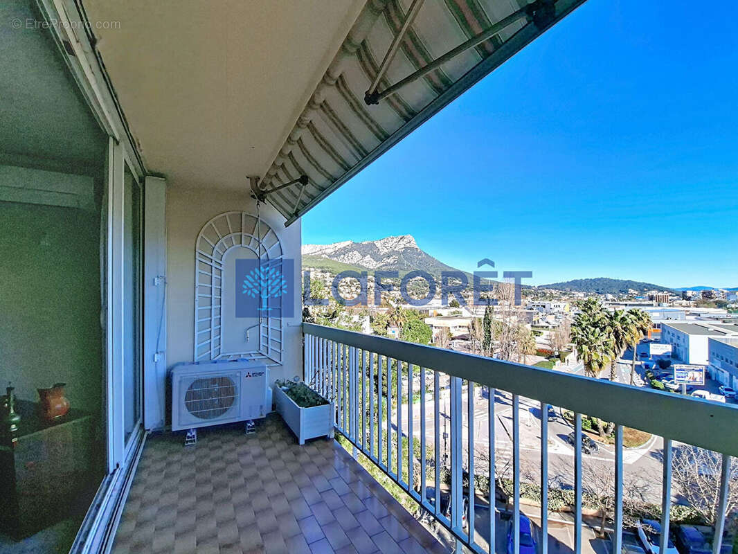 Appartement à LA VALETTE-DU-VAR