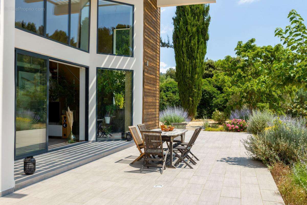 Maison à ROQUEFORT-LA-BEDOULE