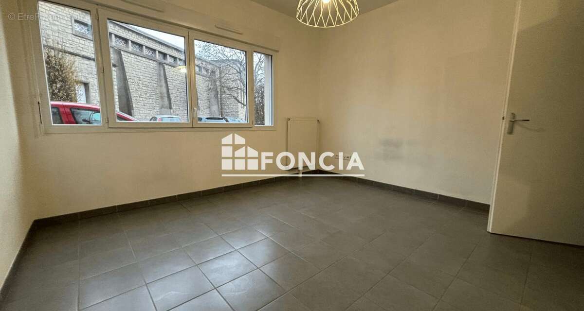 Appartement à MANTES-LA-VILLE