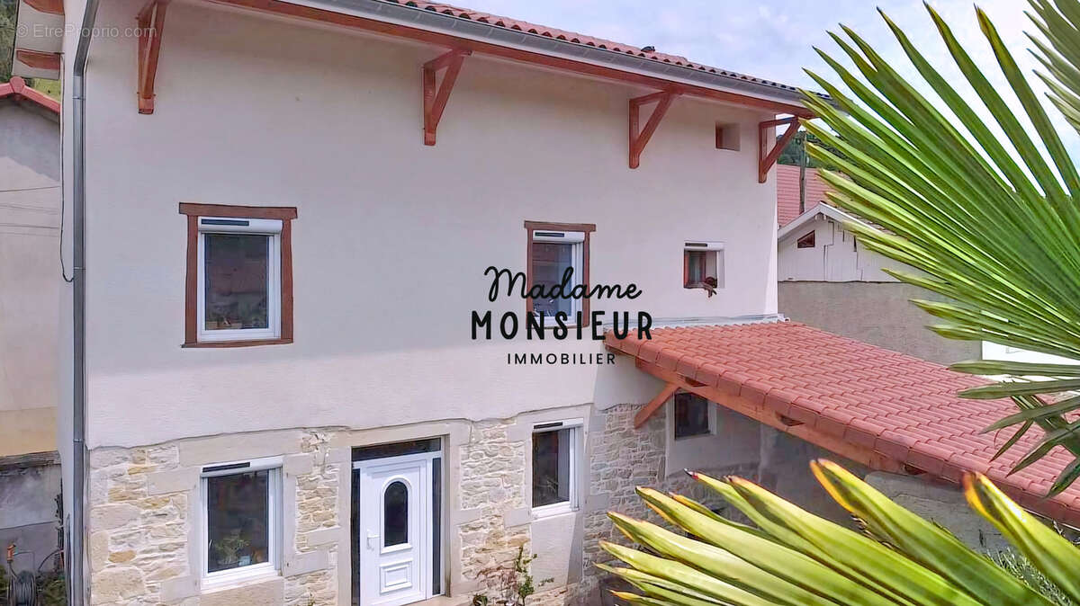 Maison à SAINT-SAVIN