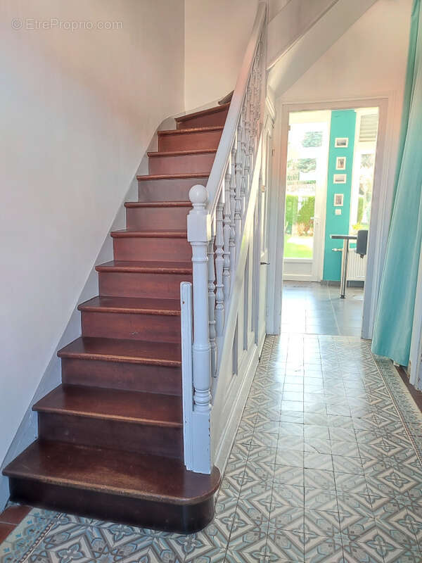 Maison à SAINT-ETIENNE-AU-MONT