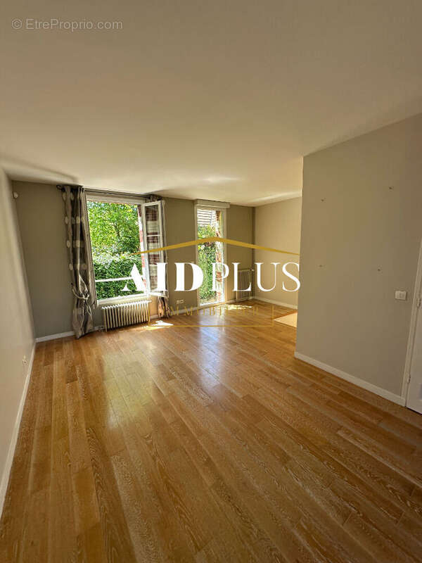 Maison à SAINT-LEU-LA-FORET