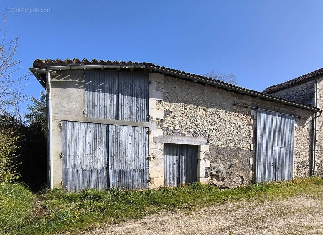 Maison à GRAND-BRASSAC
