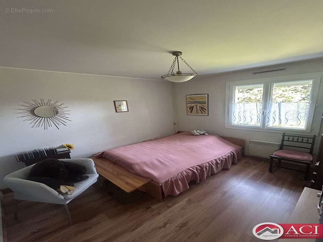Maison 7 pièces à Ully-saint-georges (60730) - photo 11