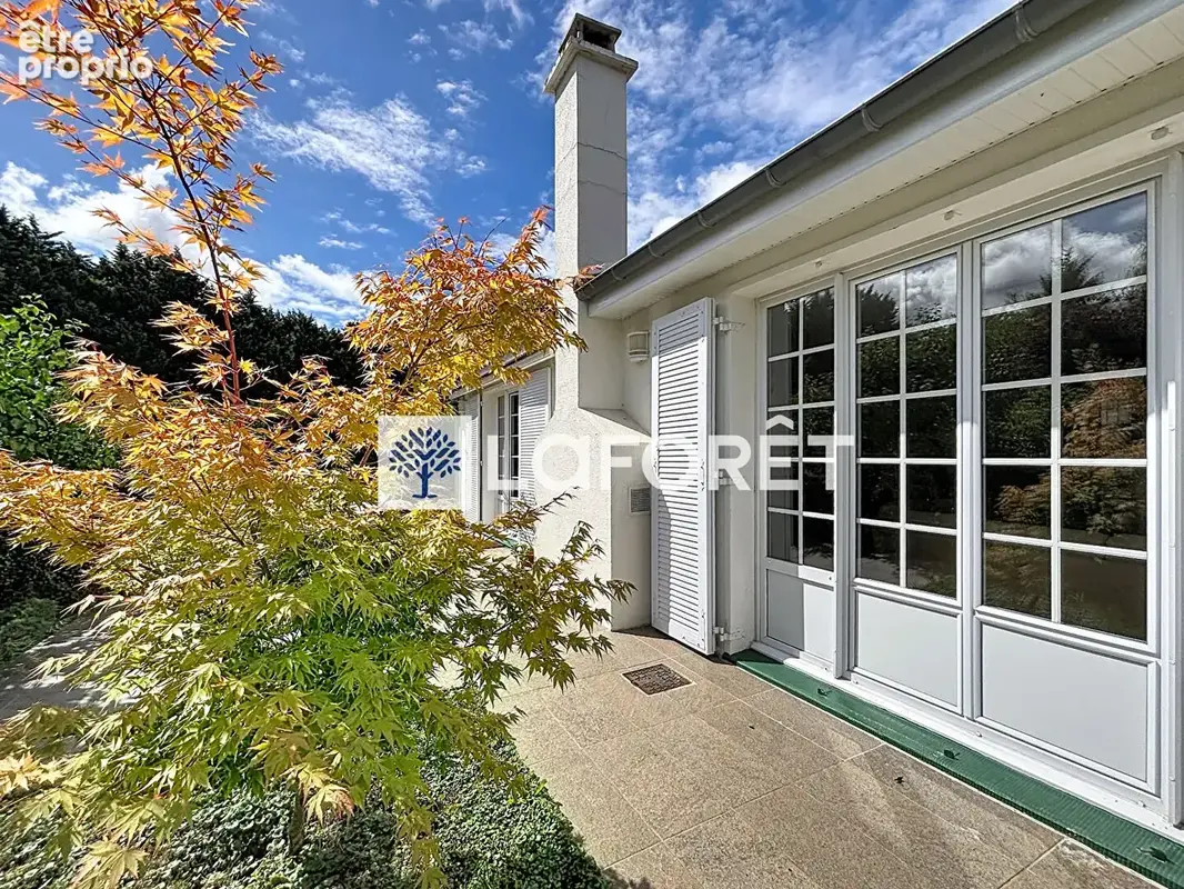 Photo Maison à Saint-Nom-La-Breteche au prix de 930 000€
