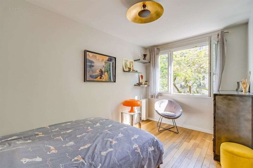 Appartement à PARIS-20E