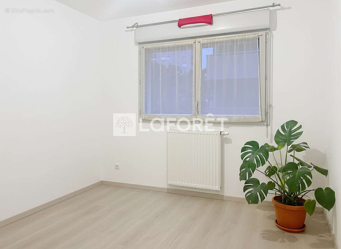 Appartement Rennes 3 pièces - 65.44 m2 + terrasse de 10 m2, parking sécurisé - photo 9