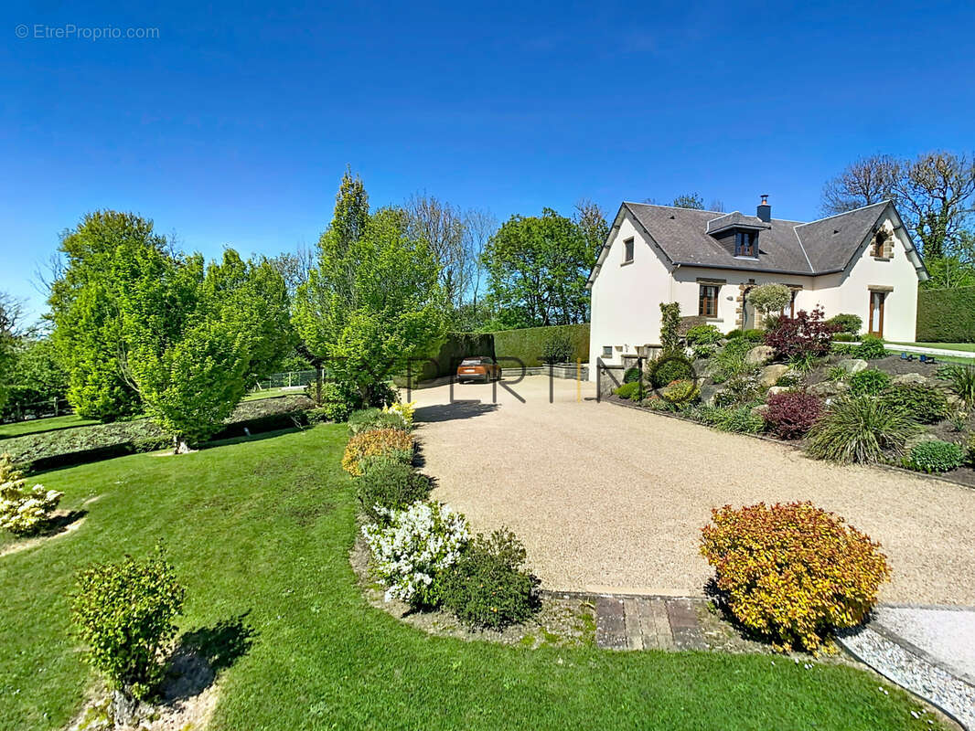 Maison à VILLERS-BOCAGE