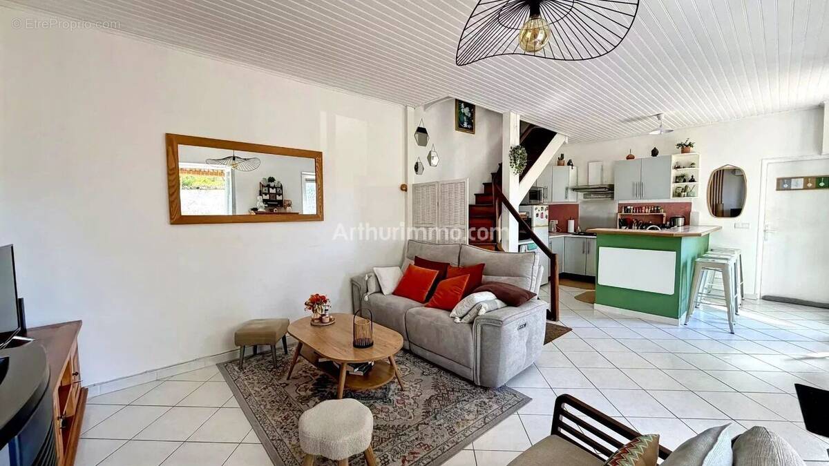 Appartement à BOUVESSE-QUIRIEU