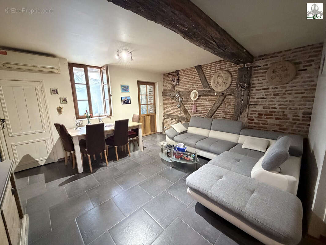 Appartement à SEURRE