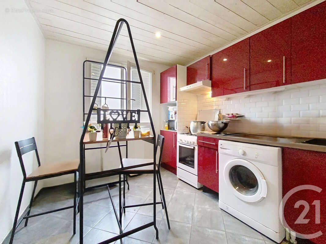 Appartement à DAMMARIE-LES-LYS
