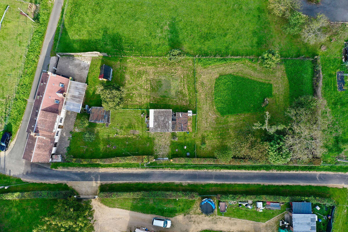 Maison à MENETOU-COUTURE