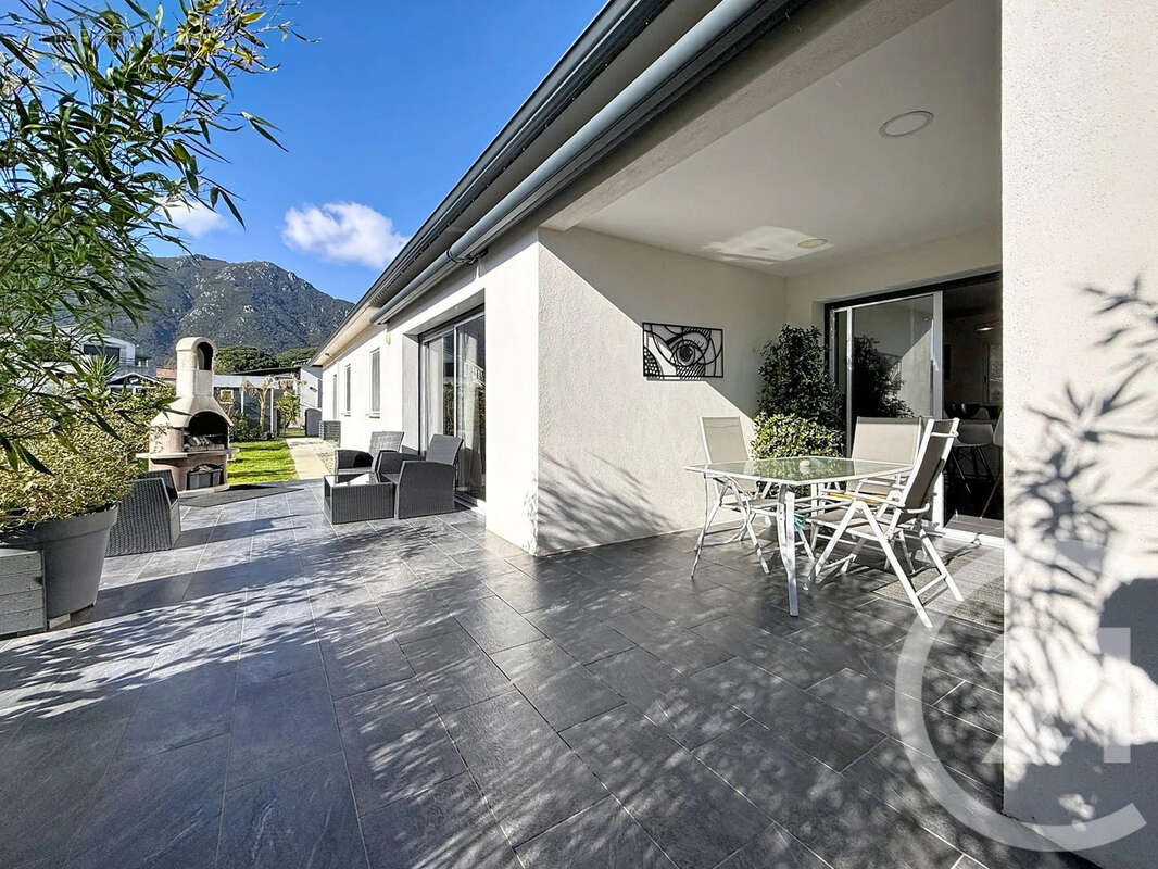 Maison à SANTA-MARIA-POGGIO