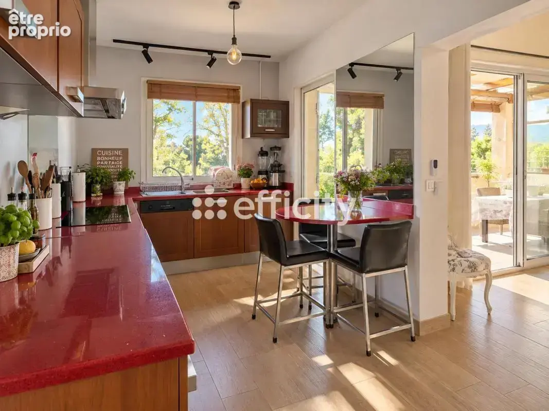 Maison 6 pièces 170 m² à vendre à Lauris (84360) - photo 7