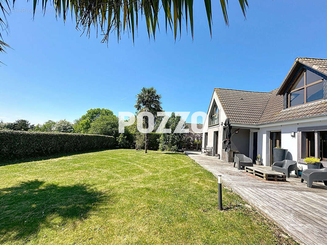 Maison à LE VAL-SAINT-PERE