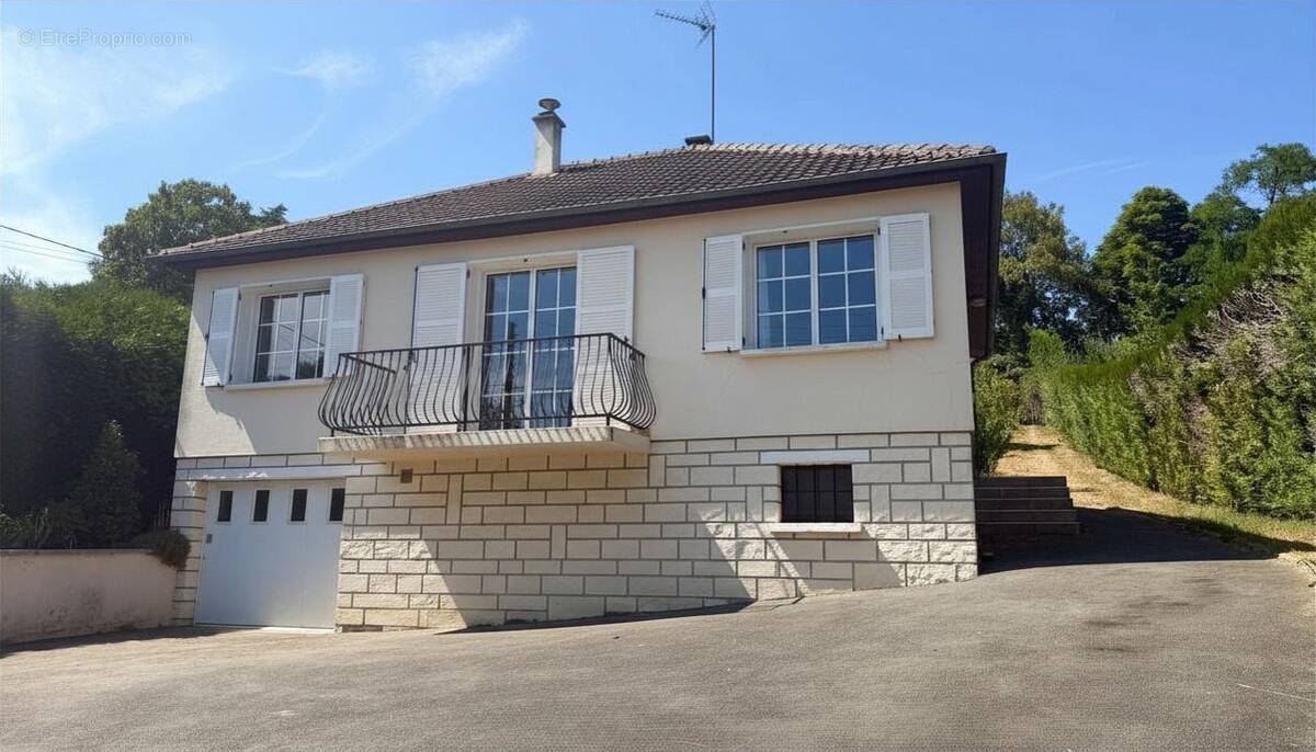 Façade - Maison à BONNETABLE