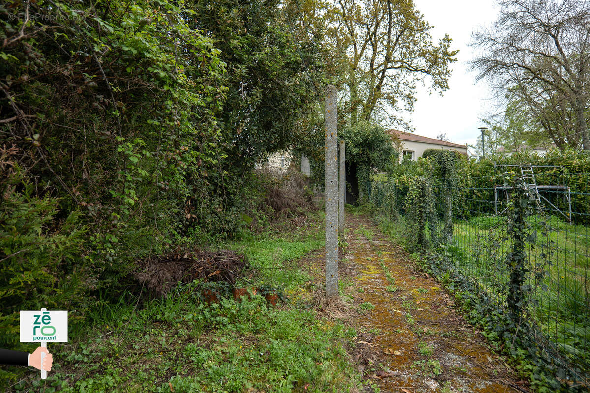Maison à NESMY