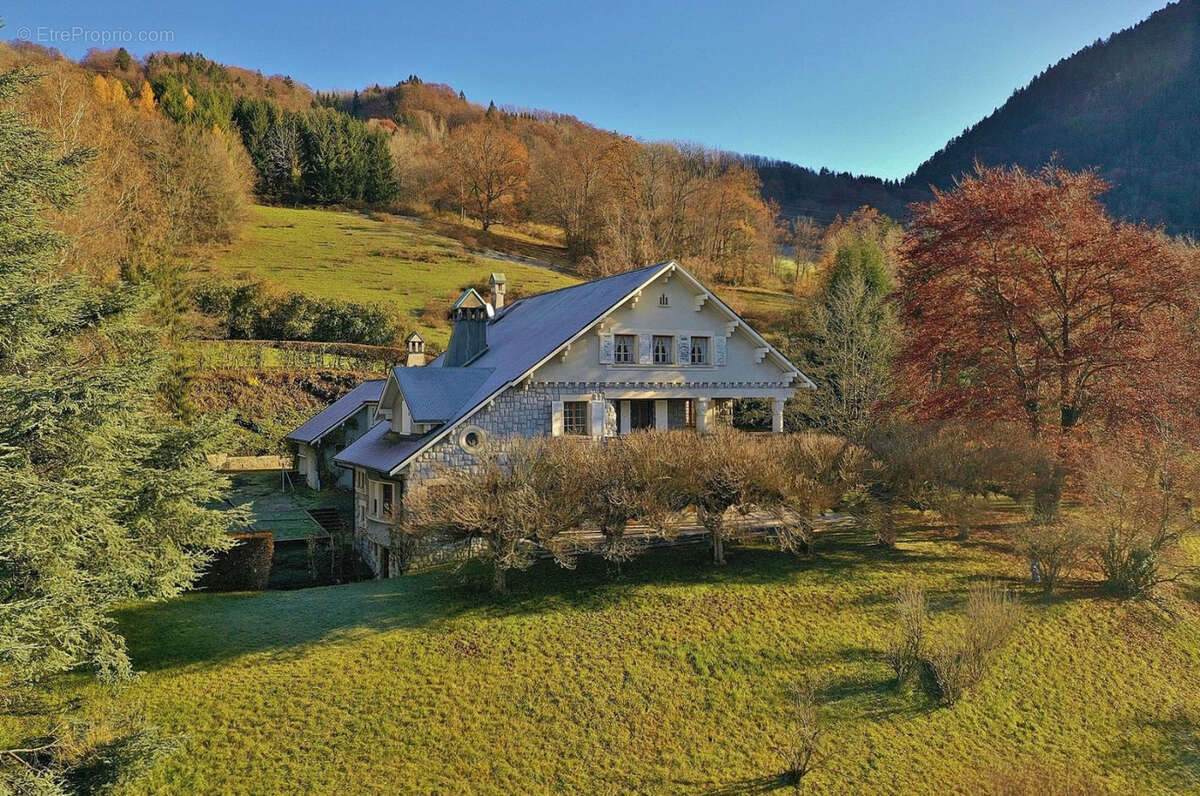 Maison à CLUSES