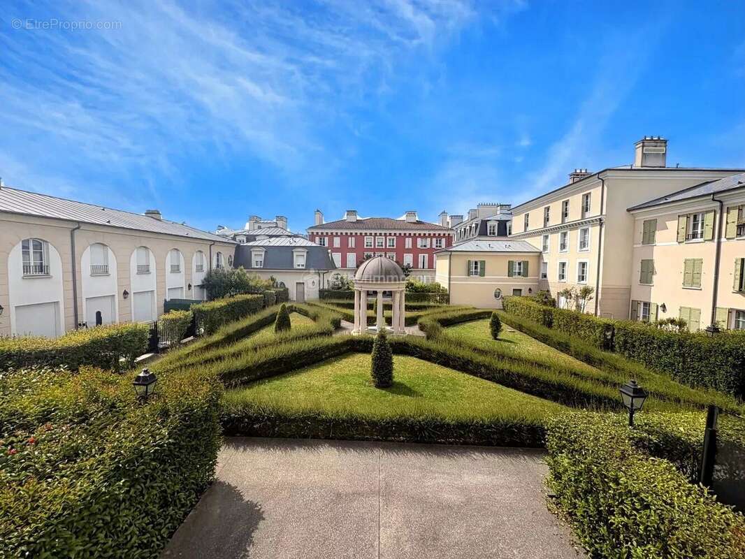 Appartement à SERRIS
