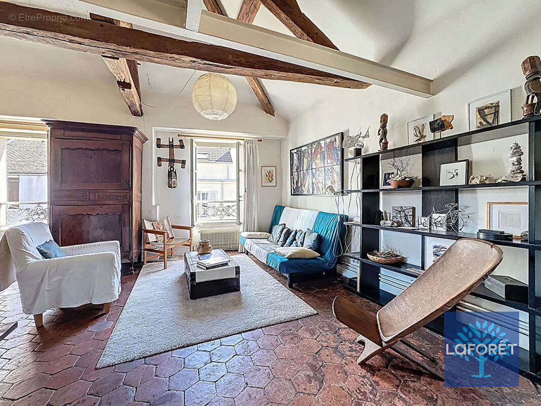 Maison à CHILLY-MAZARIN