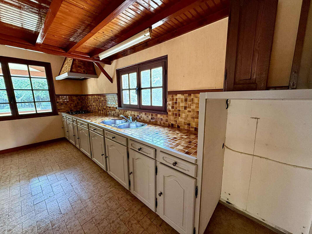 Maison à LA CHAPELLE-SAINT-REMY