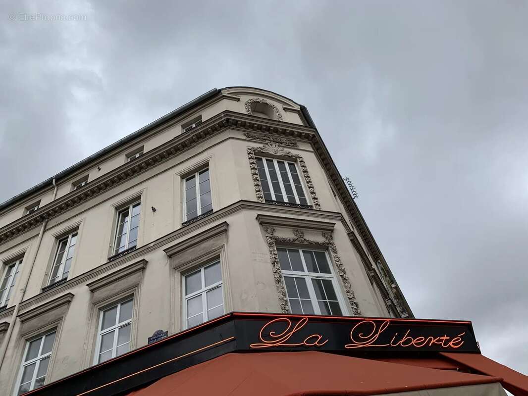 Appartement à PARIS-14E