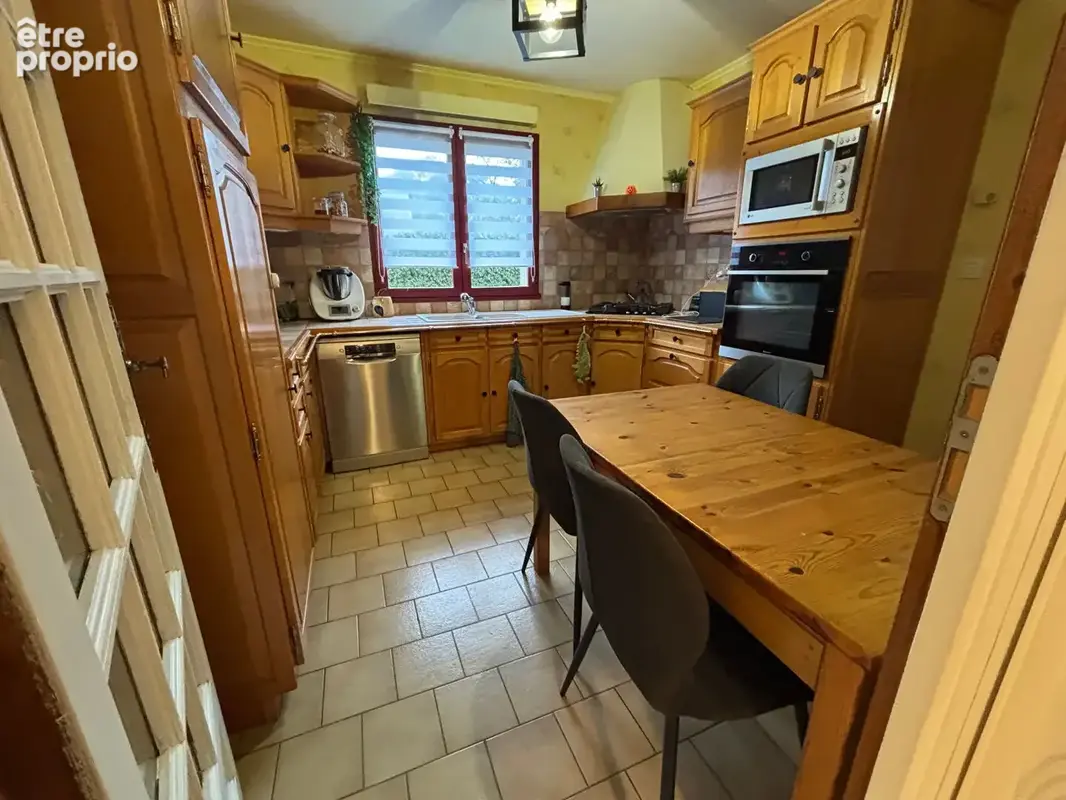 Maison  5 pièce(s) 120 m2 LA HAYE DU THEIL - photo 3