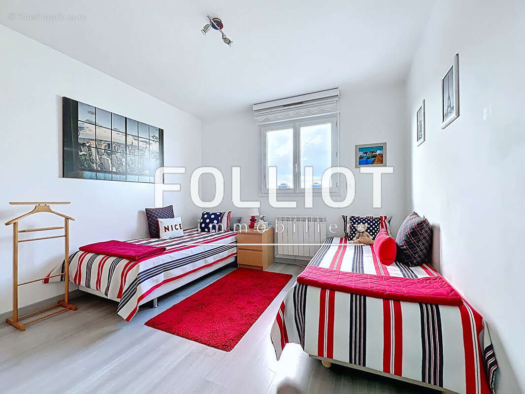 A VENDRE - Maison 8 pièces 162m2 - photo 12