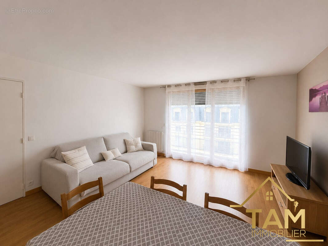 Appartement 66 m² à Saint-Cyr-L'ecole  - photo 3