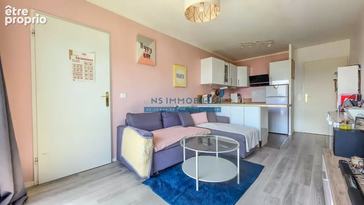 Appartement F2 41m2 + Balcon + Parking - photo 3