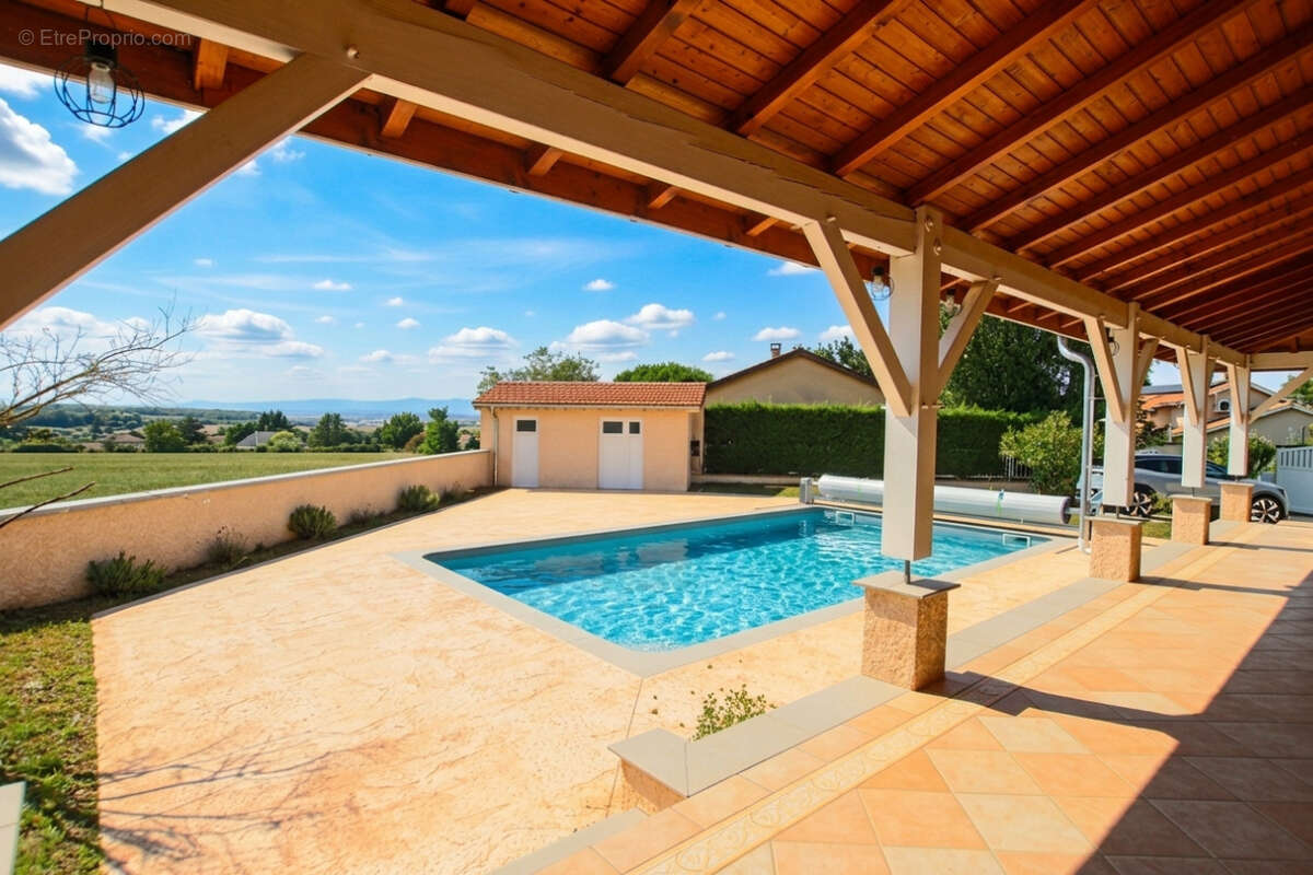 Maison à MIONS