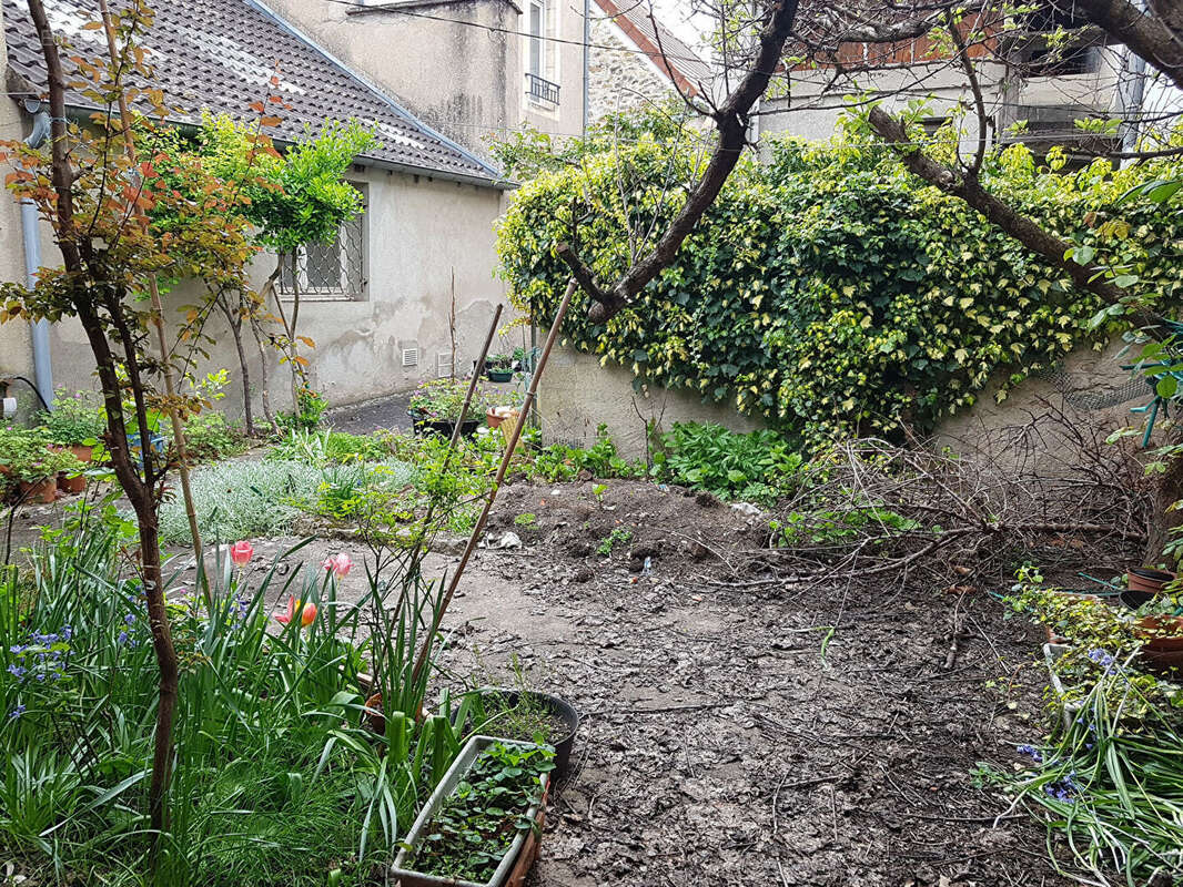 Maison à SAINT-AMAND-MONTROND