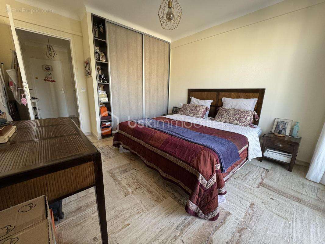 Appartement à LE CANNET