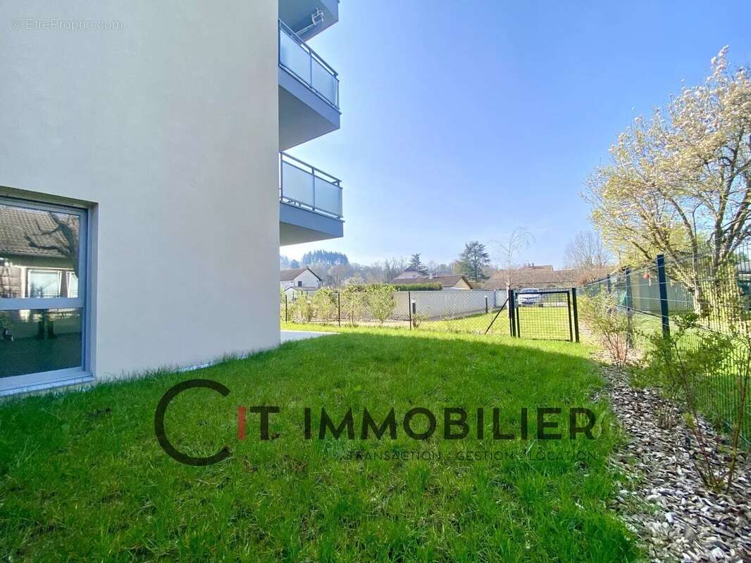 Appartement à LA TOUR-DU-PIN