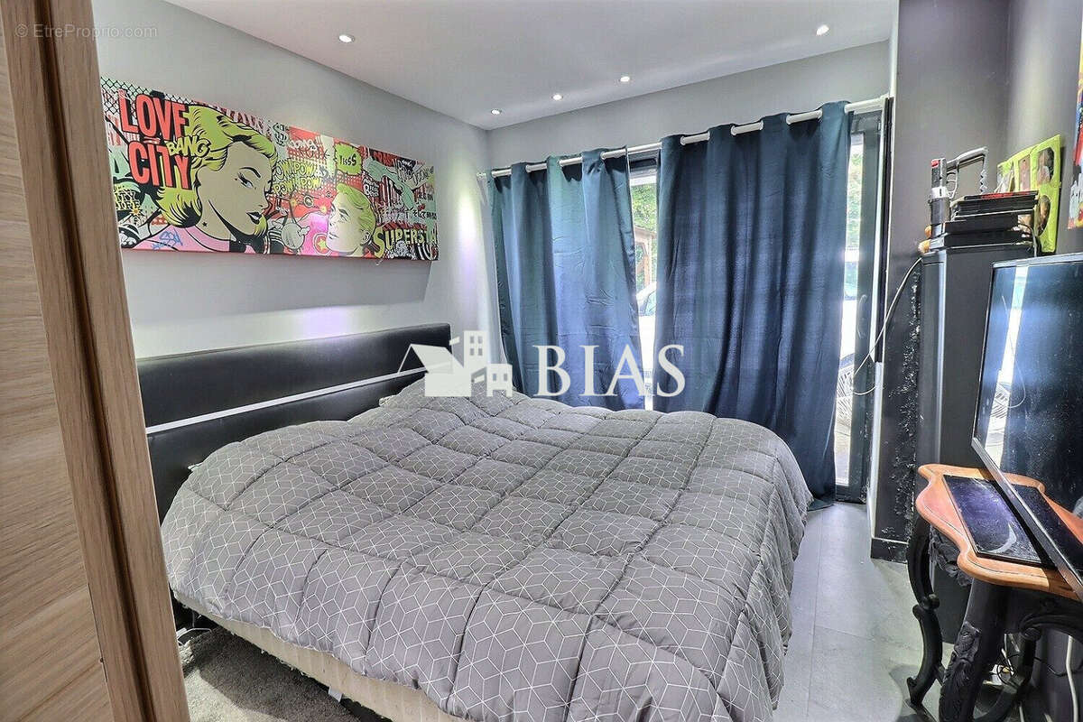 Maison à PONT-L&#039;EVEQUE