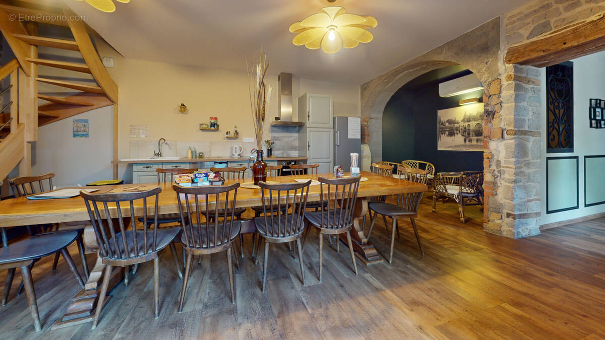 Commerce à ORCHAMPS