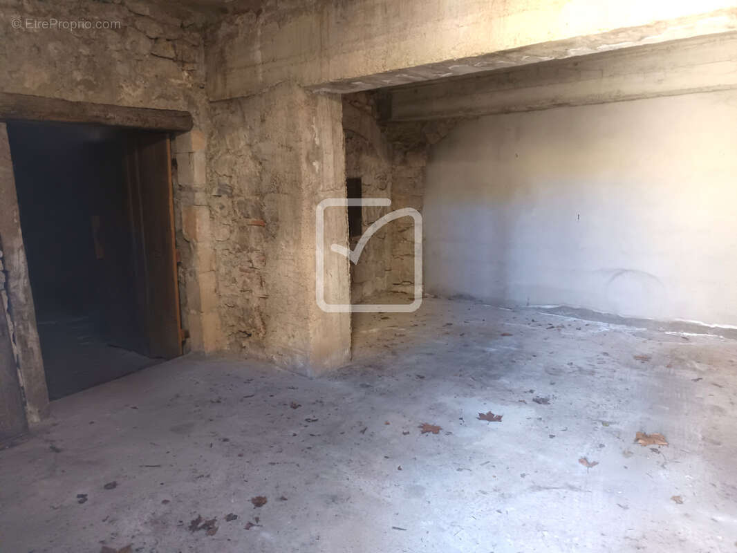 Appartement à SAINT-MAURICE-D'IBIE
