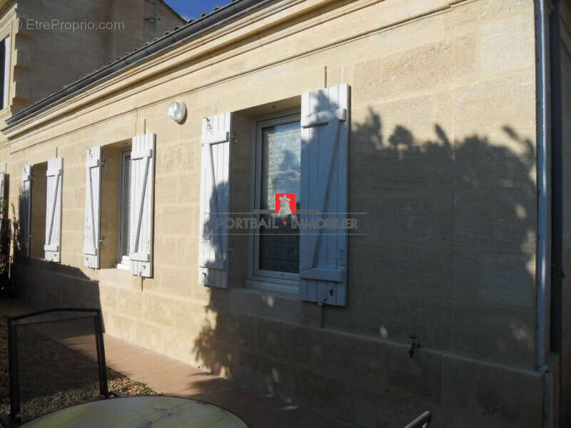 Appartement à AMBARES-ET-LAGRAVE