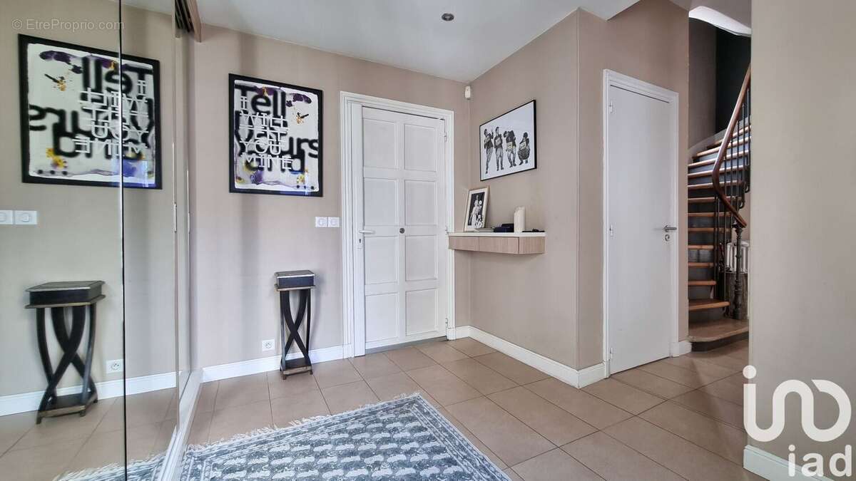 Photo 3 - Maison à SEVRES