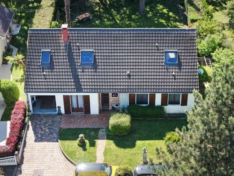 Maison à BALLAINVILLIERS