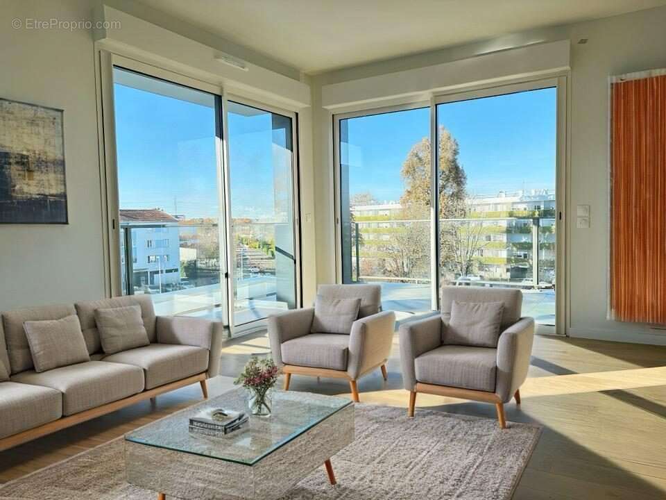 Appartement à PESSAC