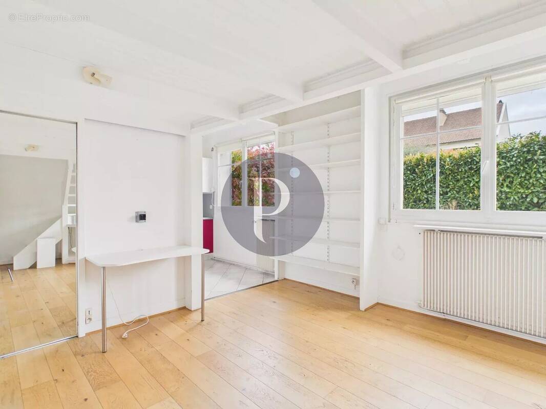 Appartement à VERRIERES-LE-BUISSON