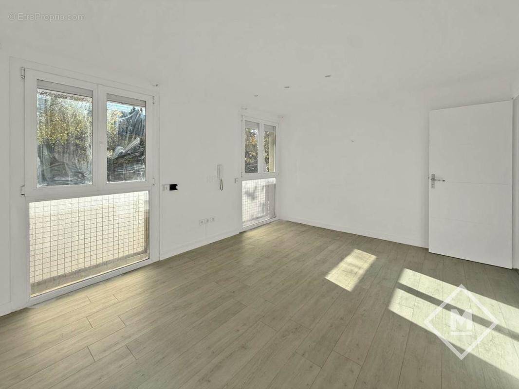 Appartement à MARSEILLE-9E