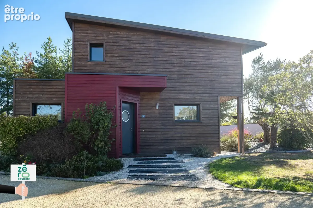 Maison familiale 4 chambres aux Pineaux   Terrain 815 m2   Panneaux solaires - photo 3