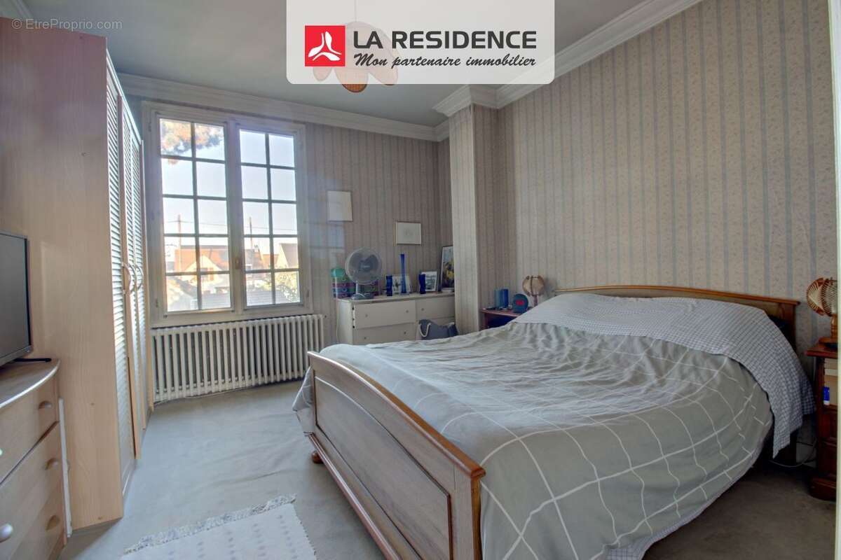 Maison à SARTROUVILLE