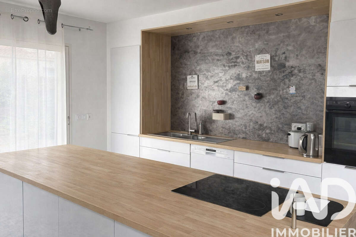 Maison 126 m² à Aumelas  - photo 4