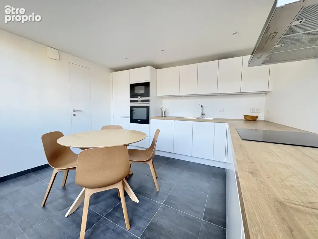 Beau duplex hyper centre - photo 4