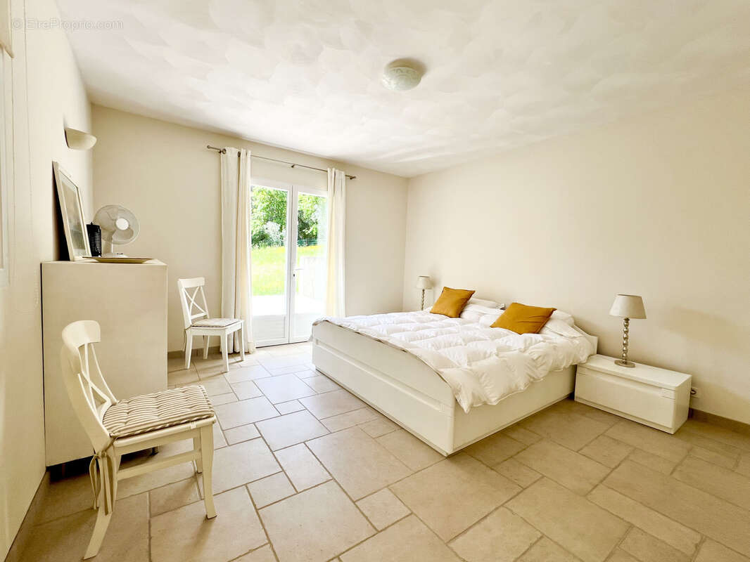 Maison à DRAGUIGNAN