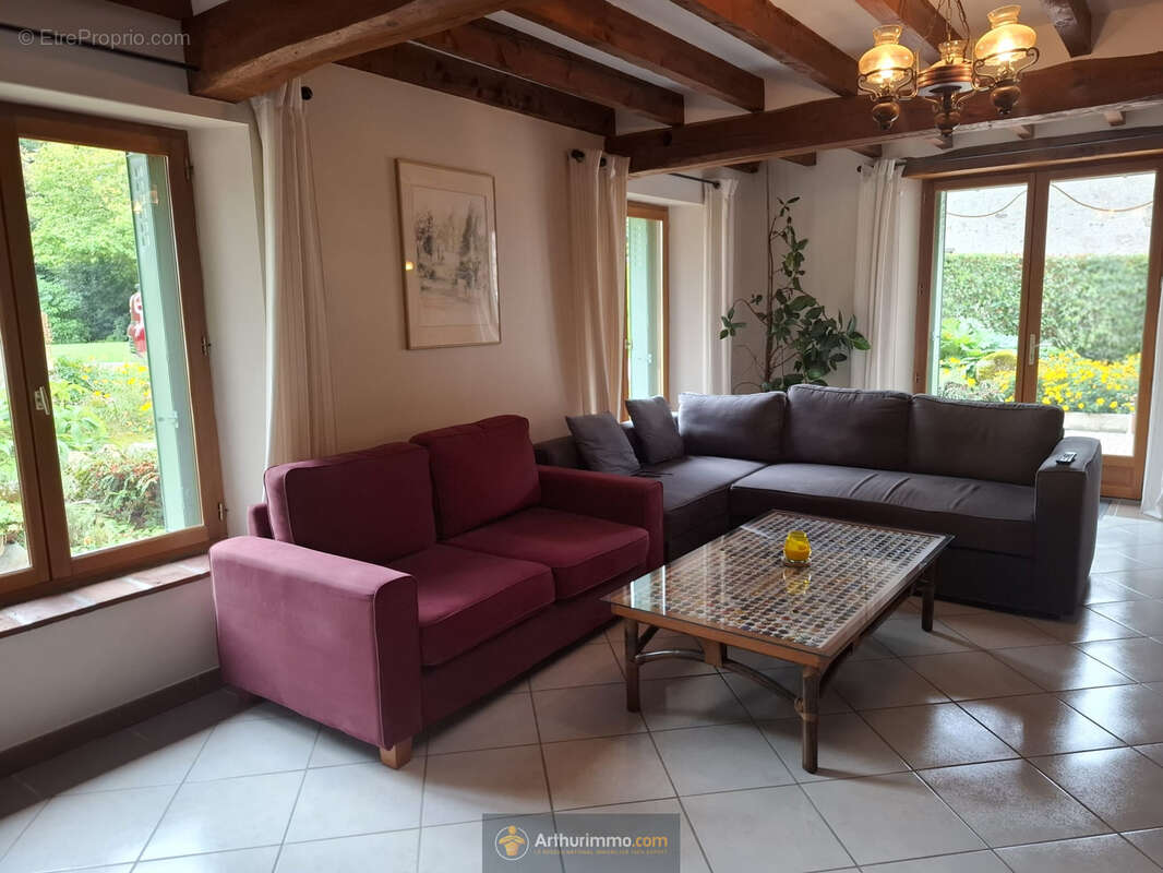 Maison à COULOMMIERS