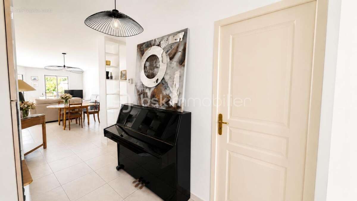 Pessac Quartier des musiciens Maison 136 m² avec piscine 4 chambres - photo 5